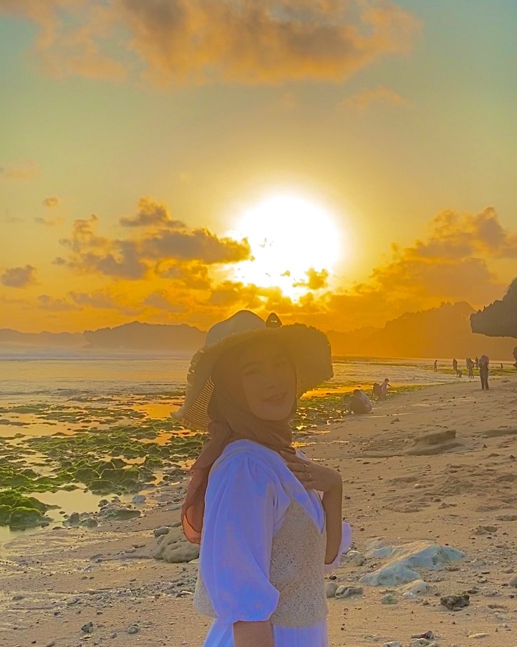 Pesona Pantai Slili Pesona Pantai Slili